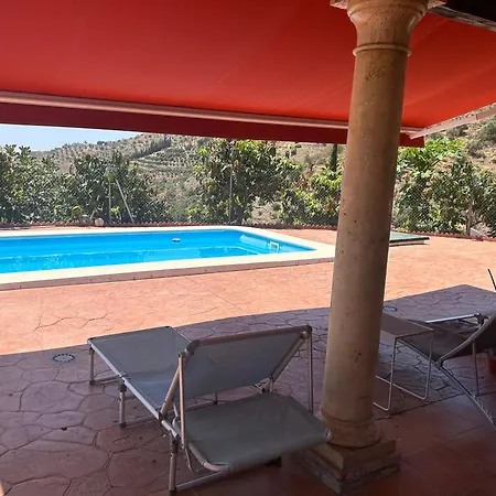 Tierra Nueva Familiar Experience Villa Torre de Benagalbon